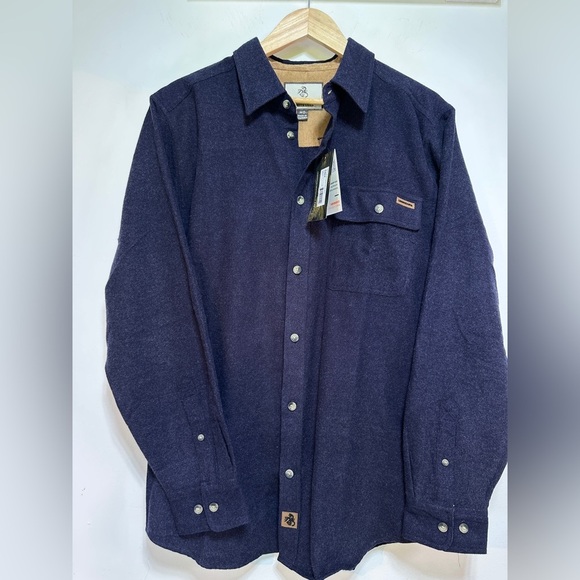 Legendary Whitetails Men’s Navy Cotton Flannel Style Button Up Shirt NWT Size M - Picture 1 of 6